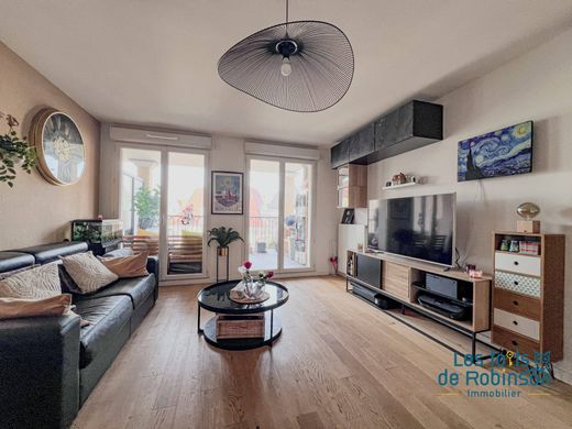 Apartamento - Le Plessis-Robinson, Hauts-de-Seine