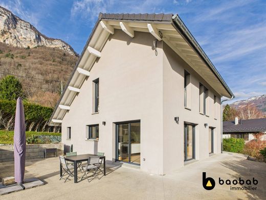 Luxury home in Saint-Jean-d'Arvey, Savoy