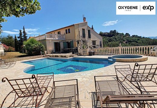 Элитный дом, Ceret, Pyrénées-Orientales