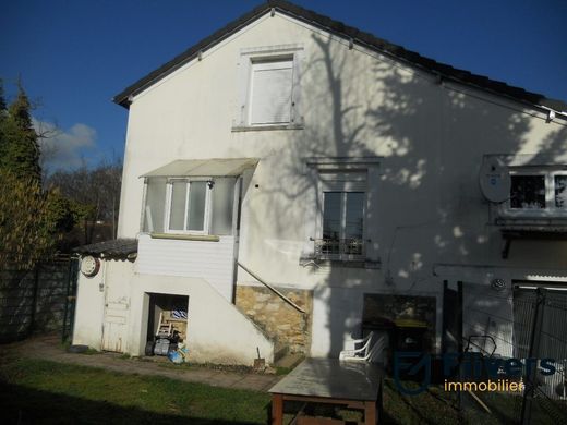 Complesso residenziale a Boissy-Saint-Léger, Val-de-Marne