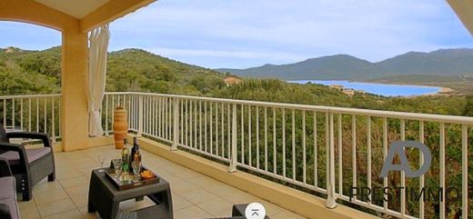 Luxe woning in Belvédère-Campomoro, South Corsica