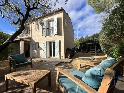 Πολυτελή κατοικία σε Solliès-Pont, Var