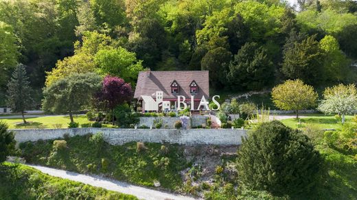 Luxury home in Bourg-Achard, Eure
