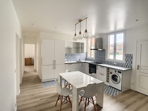 Appartamento a Maisons-Alfort, Val-de-Marne
