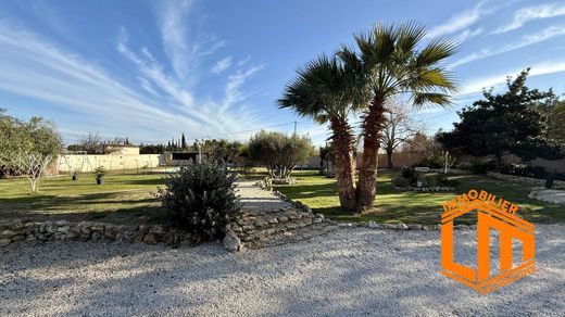 豪宅  Bessan, Hérault