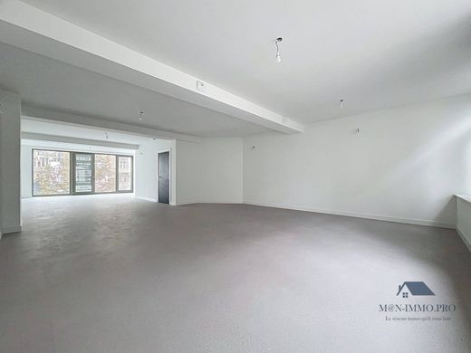 مكتب ﻓﻲ Armentières, North