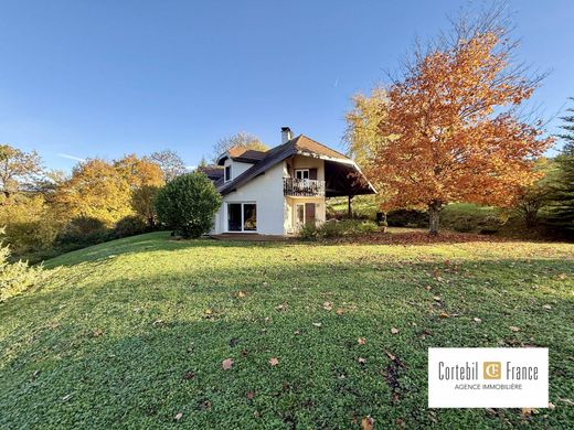 Luxus-Haus in Cercier, Haute-Savoie