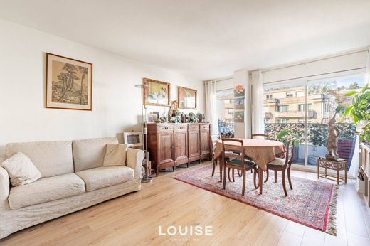 Apartment in Chaville, Hauts-de-Seine