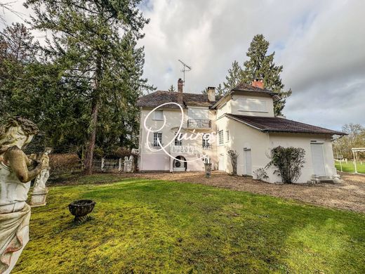 Luxury home in Anet, Eure-et-Loir