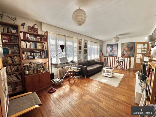 Apartment / Etagenwohnung in Champigny-sur-Marne, Val-de-Marne