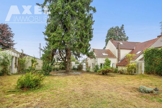 Luxury home in Bois-d'Arcy, Yvelines