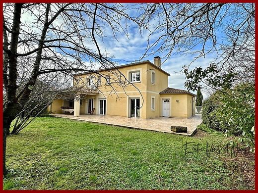 Casa di lusso a Langon, Gironda