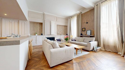 Apartment in Lyon, Rhône