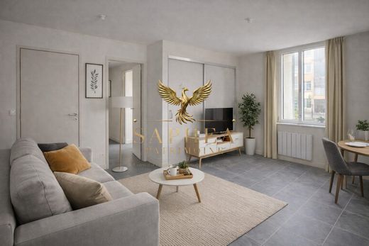 Apartment / Etagenwohnung in Nizza, Alpes-Maritimes