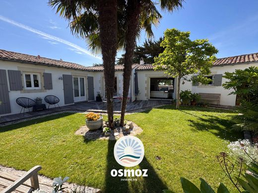 Luxus-Haus in Rivedoux-Plage, Charente-Maritime