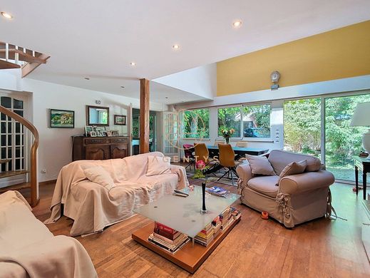 Luxury home in Saint-Maur-des-Fossés, Val-de-Marne