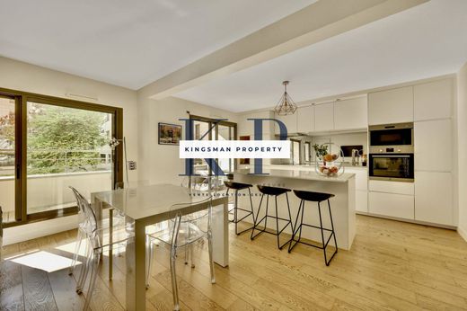 아파트 / Levallois-Perret, Hauts-de-Seine