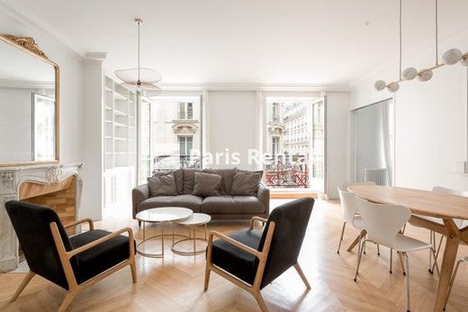 Apartment / Etagenwohnung in Provence-Opéra – Grands Boulevards, Paris