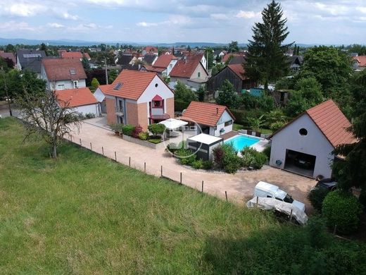 Luxe woning in Bartenheim, Haut-Rhin