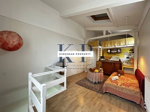 Luxury home in Montreuil, Seine-Saint-Denis