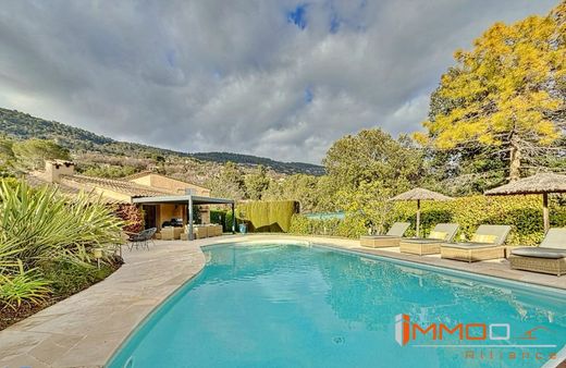 Luxus-Haus in Le Tignet, Alpes-Maritimes