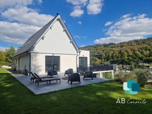 Luxury home in Saint-Martin-du-Vivier, Seine-Maritime