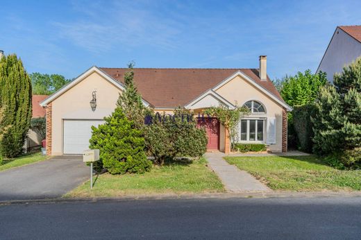 Luxury home in Saint-Thibault-des-Vignes, Seine-et-Marne