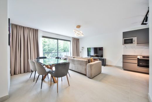 Apartment in Saint-Maur-des-Fossés, Val-de-Marne