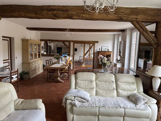 豪宅  Courtenay, Loiret