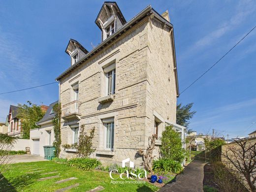 Luxury home in Caen, Calvados