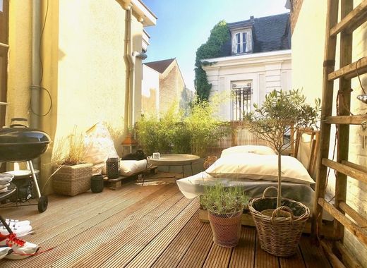 Apartment in Lille, North