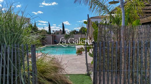 Πολυτελή κατοικία σε La Crau, Var