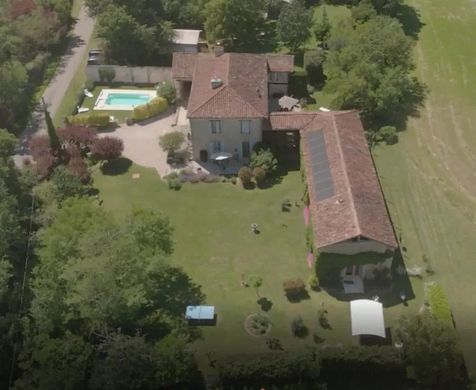 Luxury home in Seissan, Gers
