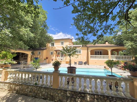 Luxe woning in Ribaute-les-Tavernes, Gard