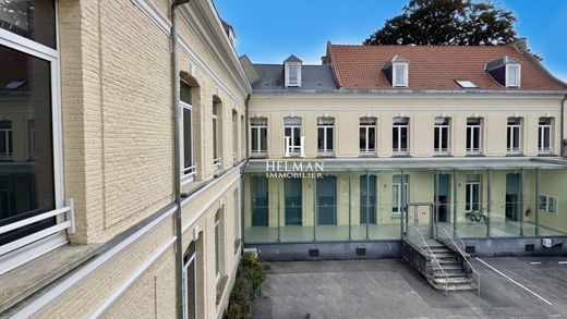 مكتب ﻓﻲ Saint-Omer, Pas-de-Calais