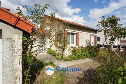 Luxury home in Cachan, Val-de-Marne