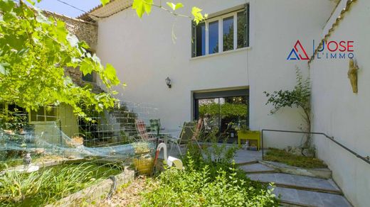 Элитный дом, Cabriès, Bouches-du-Rhône