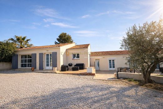 Luxury home in Saint-Gély-du-Fesc, Hérault
