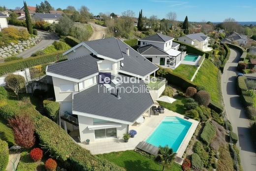 Luxury home in La Tronche, Isère