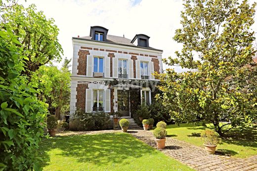 Casa de lujo en Saint-Maur-des-Fossés, Valle de Marne