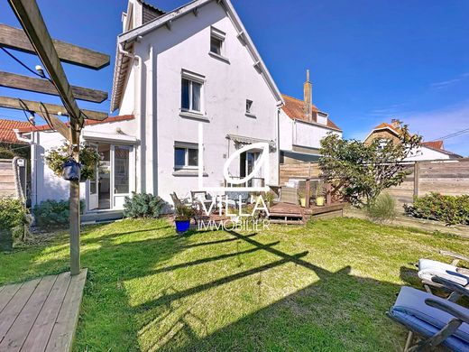 منزل ﻓﻲ Audresselles, Pas-de-Calais