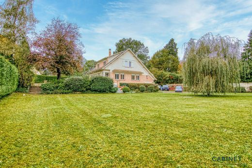 Luxury home in Louveciennes, Yvelines