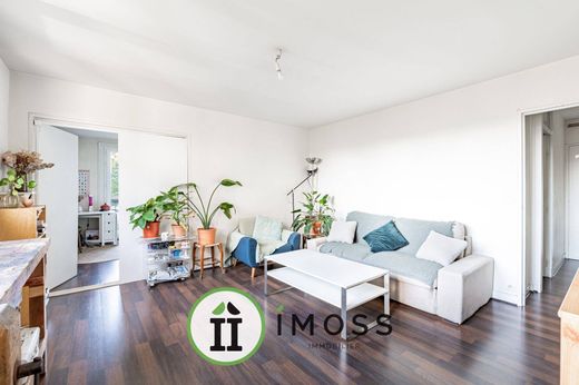 Piso / Apartamento en Montmartre, Abbesses, Grandes-Carrières, Paris