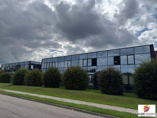 Офис, Mont-Saint-Aignan, Seine-Maritime