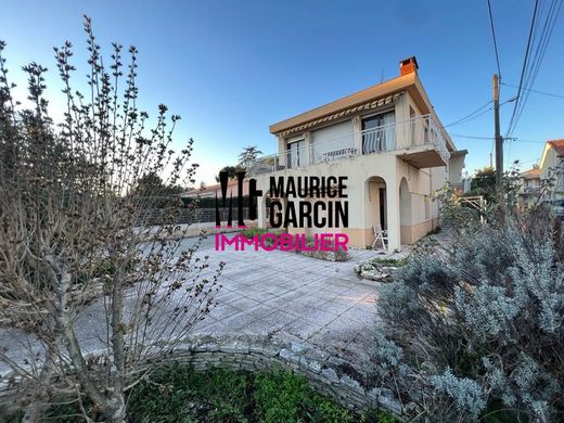 Luxe woning in Le Pontet, Vaucluse