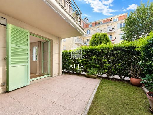 Appartamento a Rueil-Malmaison, Hauts-de-Seine