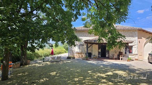Maison de luxe à Castelnau-de-Montmiral, Tarn