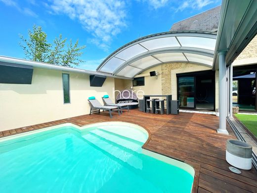 Luxus-Haus in Bellengreville, Calvados