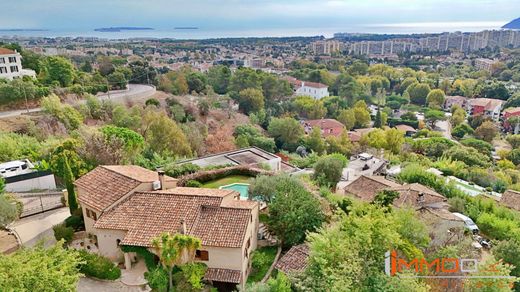 Luxury home in Mandelieu-la-Napoule, Alpes-Maritimes