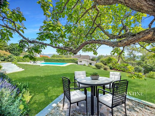 Luxus-Haus in Challex, Ain